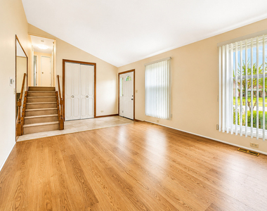 1329 Elm Drive - Photo Thumbnail 2