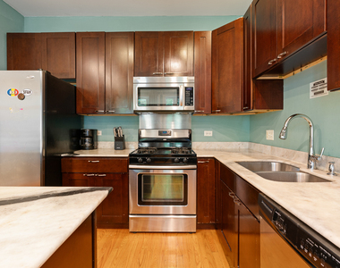 2337 W Maypole Avenue - Photo Thumbnail 2