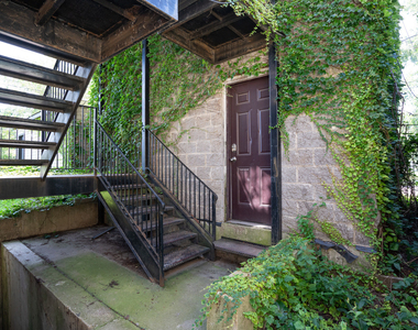 2337 W Maypole Avenue - Photo Thumbnail 15