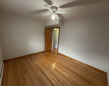 2023 W Balmoral Avenue - Photo Thumbnail 20