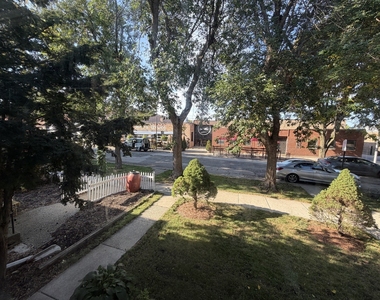 2023 W Balmoral Avenue - Photo Thumbnail 24