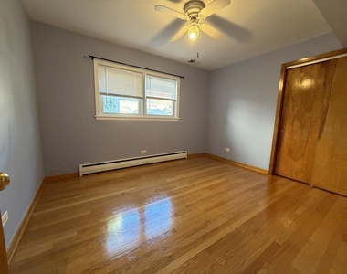 2023 W Balmoral Avenue - Photo Thumbnail 9