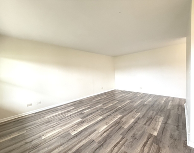 575 Berry Avenue - Photo Thumbnail 1