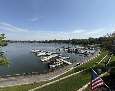 561 Marina Street - Photo Thumbnail 2