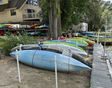 561 Marina Street - Photo Thumbnail 7