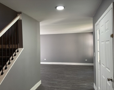 1013 W Briarcliff Road - Photo Thumbnail 3
