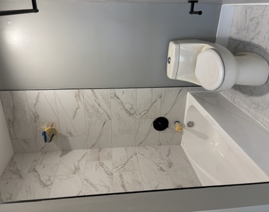1013 W Briarcliff Road - Photo Thumbnail 17