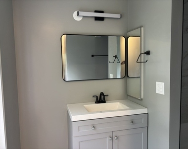 1013 W Briarcliff Road - Photo Thumbnail 18