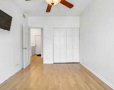 3262 W Armitage Avenue - Photo Thumbnail 19