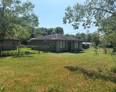 892 County Road 460 - Photo Thumbnail 1