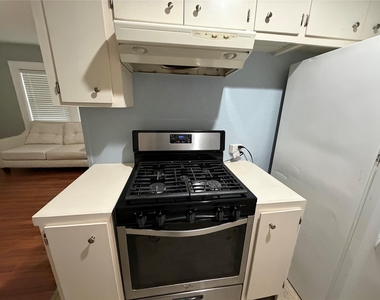 5231 Leeland Street - Photo Thumbnail 29