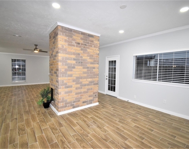 18058 Brooknoll Drive - Photo Thumbnail 16