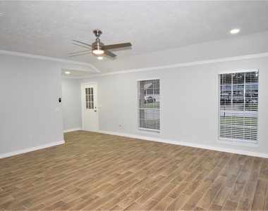 18058 Brooknoll Drive - Photo Thumbnail 18