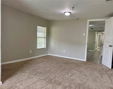 6905 Speaker Street - Photo Thumbnail 9