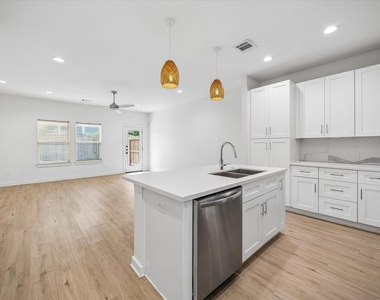 5710 Elysian Street - Photo Thumbnail 7