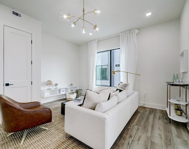 4932 Old Spanish Trail - Photo Thumbnail 5
