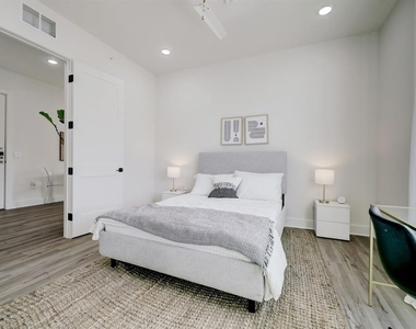 4932 Old Spanish Trail - Photo Thumbnail 17