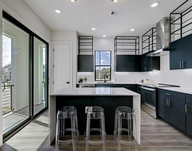 4932 Old Spanish Trail - Photo Thumbnail 2