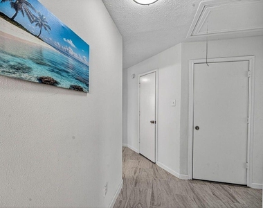16119 Mission Glen Drive - Photo Thumbnail 33
