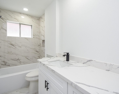 1815 Mustang Springs Drive - Photo Thumbnail 23
