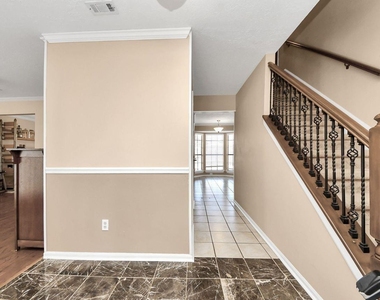 7607 Plumtree Forest Cir Circle - Photo Thumbnail 25
