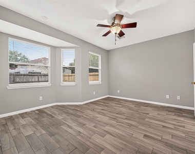 17214 Grey Mist Drive - Photo Thumbnail 21