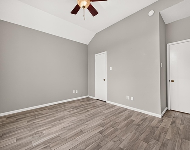 17214 Grey Mist Drive - Photo Thumbnail 26