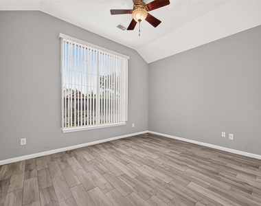 17214 Grey Mist Drive - Photo Thumbnail 27
