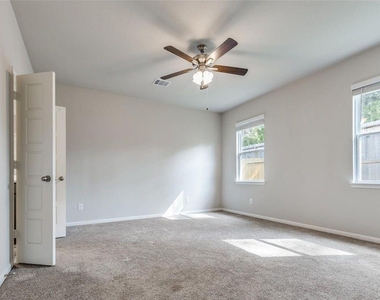 22822 Ephesus Avenue - Photo Thumbnail 4