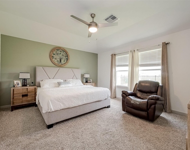 28955 Yulee Mill Drive - Photo Thumbnail 7