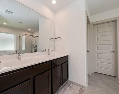 28955 Yulee Mill Drive - Photo Thumbnail 8