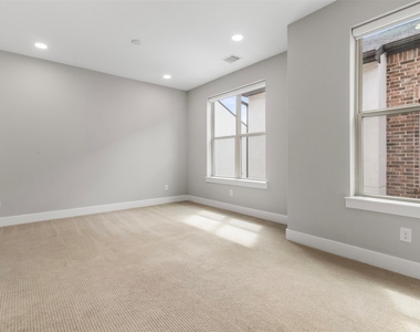719 Schwartz Street - Photo Thumbnail 9