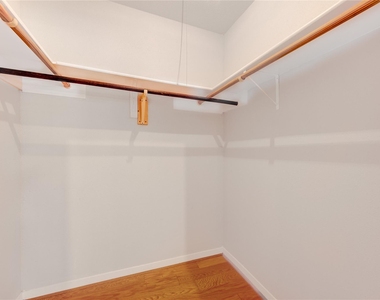 15169 Kimberley Court - Photo Thumbnail 14