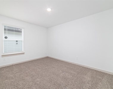 7207 Sunbreeze Lane - Photo Thumbnail 22