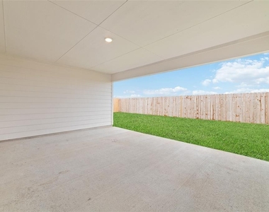 7207 Sunbreeze Lane - Photo Thumbnail 24