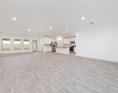 7207 Sunbreeze Lane - Photo Thumbnail 3