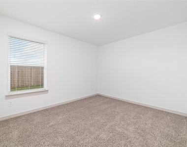 7207 Sunbreeze Lane - Photo Thumbnail 15
