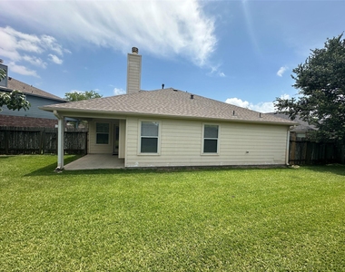 2704 Quail Dove Lane - Photo Thumbnail 27