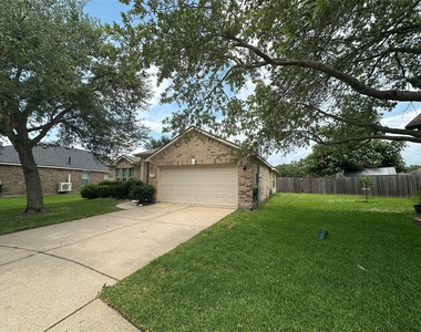 2704 Quail Dove Lane - Photo Thumbnail 3