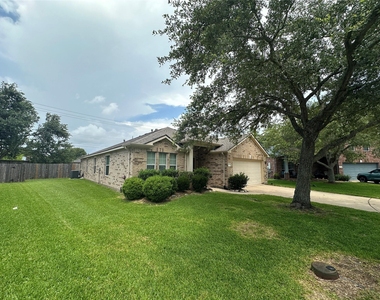 2704 Quail Dove Lane - Photo Thumbnail 2