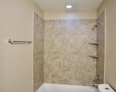 3410 Twin Meadow Lane - Photo Thumbnail 11