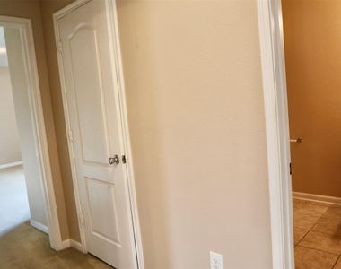 3410 Twin Meadow Lane - Photo Thumbnail 16