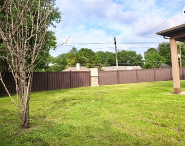 3410 Twin Meadow Lane - Photo Thumbnail 19