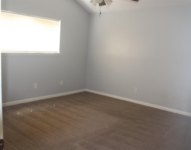 22722 Carter Gate Drive - Photo Thumbnail 7