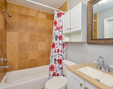 303 Vincent Street - Photo Thumbnail 14