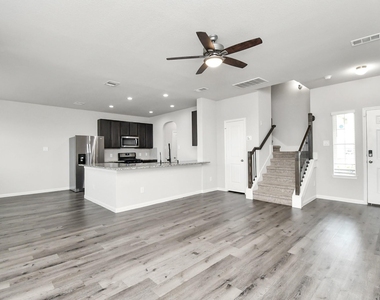 3206 Alberelli Drive - Photo Thumbnail 7