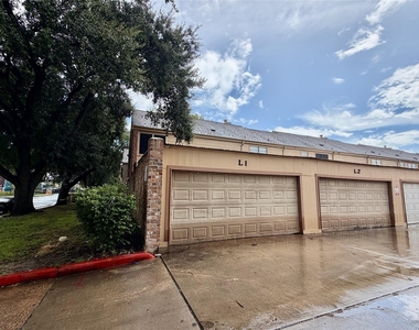 9901 Sharpcrest Street - Photo Thumbnail 19