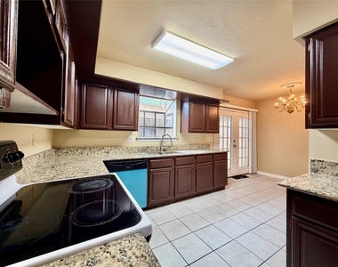 9901 Sharpcrest Street - Photo Thumbnail 7