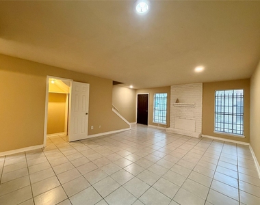 9901 Sharpcrest Street - Photo Thumbnail 4