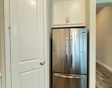 42841 Terraza Boulevard - Photo Thumbnail 4